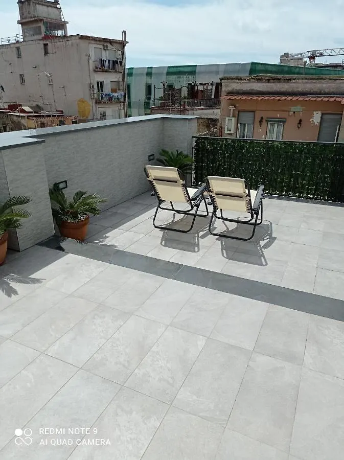 شقة La Terrazza Del Corso نابولي إيطاليا