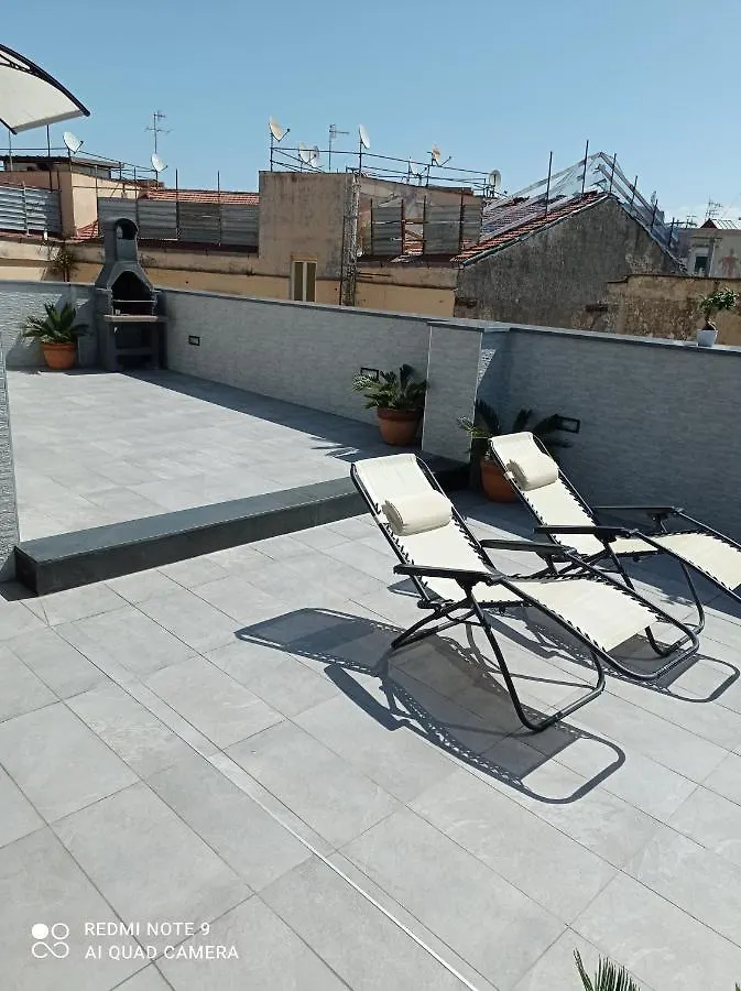 شقة La Terrazza Del Corso نابولي 0*,  إيطاليا