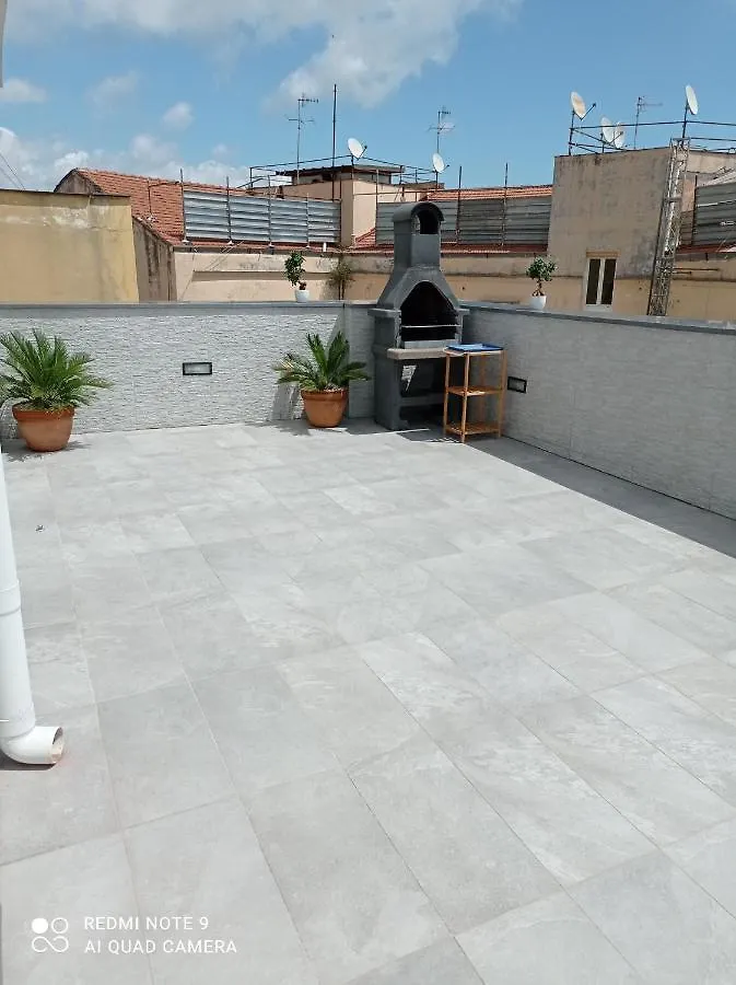 شقة La Terrazza Del Corso نابولي