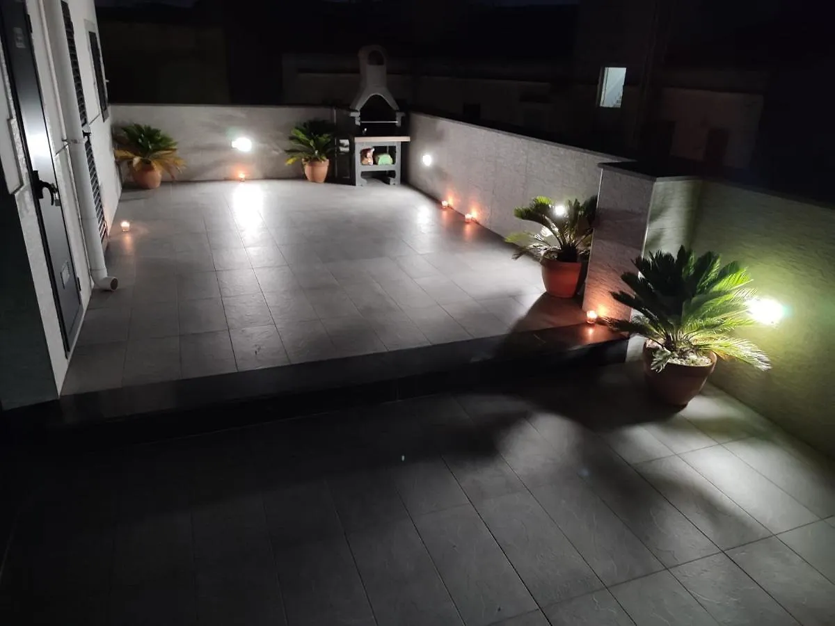 شقة La Terrazza Del Corso نابولي 0*,  إيطاليا