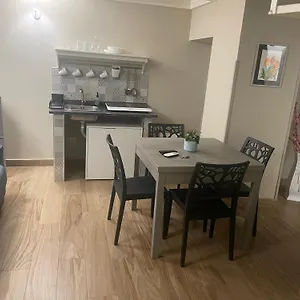 Apartament Sottosopra, Neapol